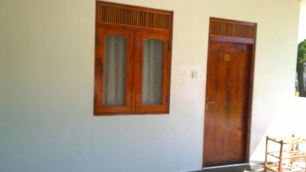 Hotel Flamingo Anuradhapura Dış mekan fotoğraf