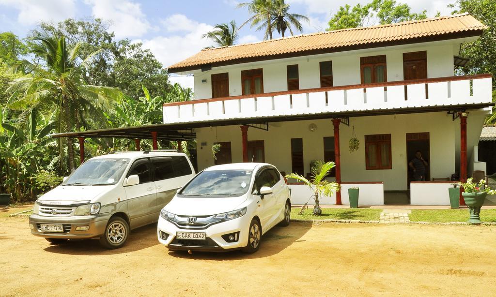 Hotel Flamingo Anuradhapura Dış mekan fotoğraf